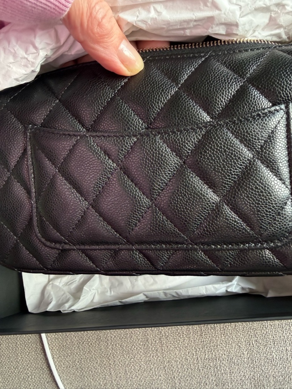 CHANEL Black Quilted Shoulder/Crossbody Bag with Gold Chain - Picture 9 of 16